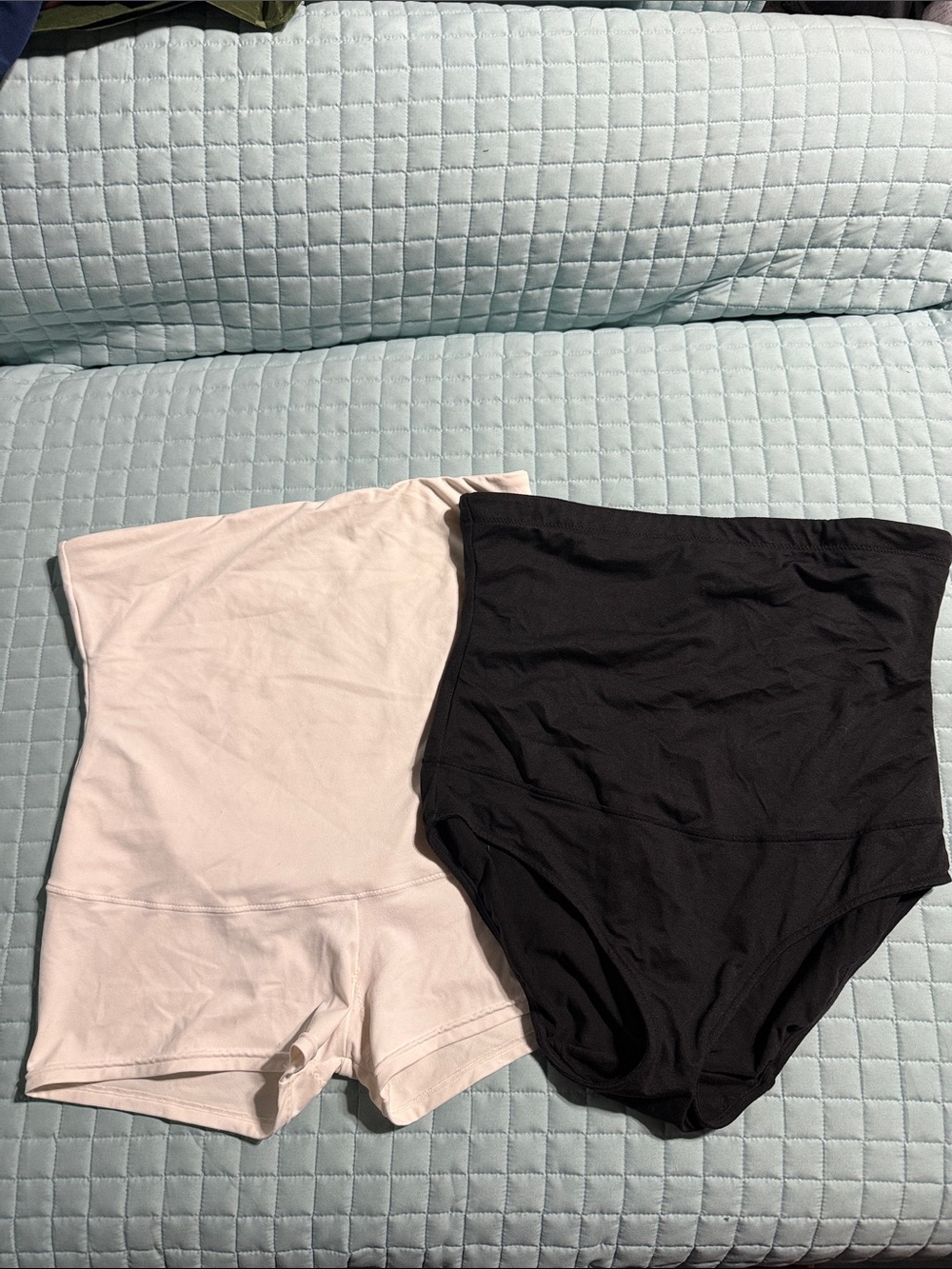 NWOT - Flexees White shorts and Maidenform Black Shapewear Briefs 2XL